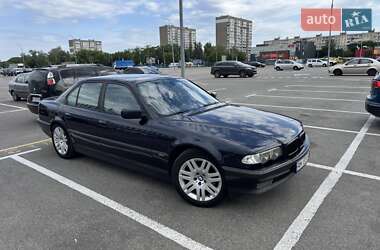 Седан BMW 7 Series 1999 в Киеве