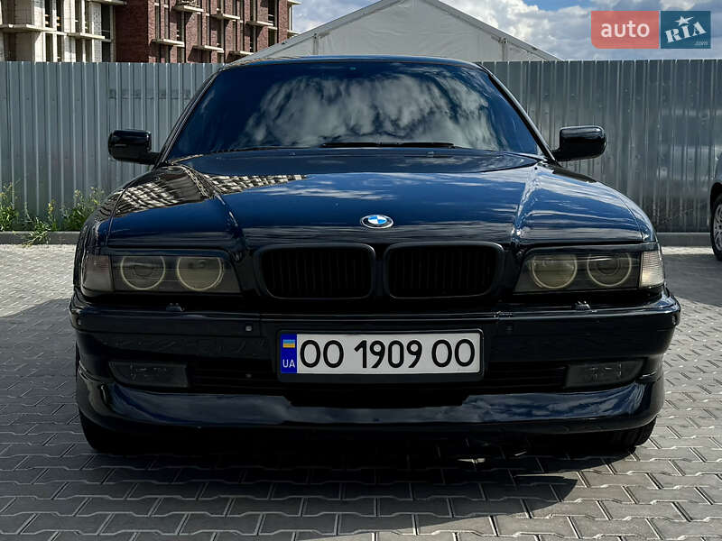 Седан BMW 7 Series 1997 в Одессе