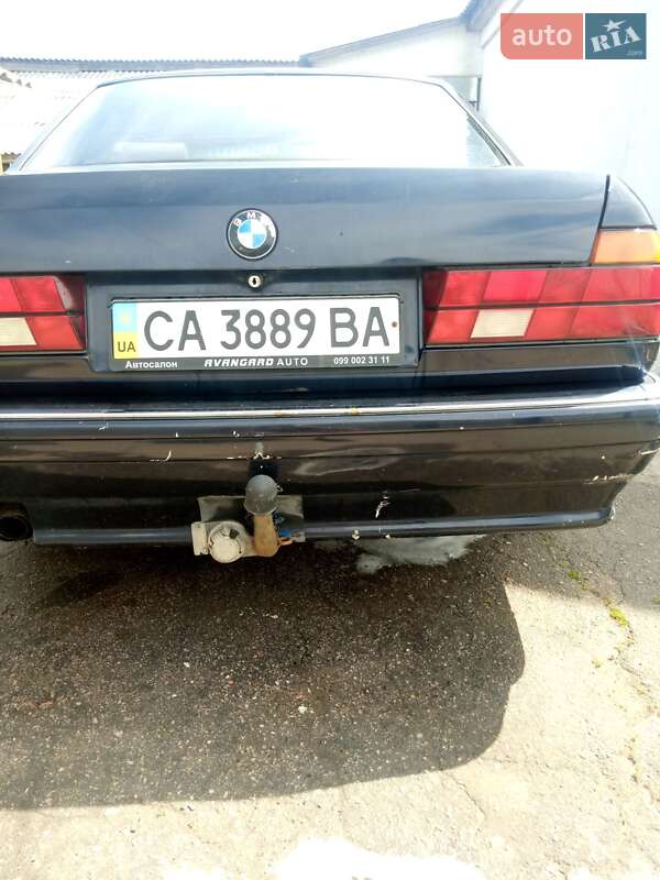 Седан BMW 7 Series 1990 в 