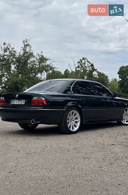 Седан BMW 7 Series 1997 в 