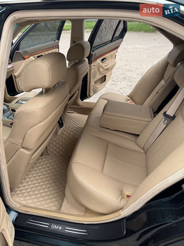 Седан BMW 7 Series 1997 в Первомайську
