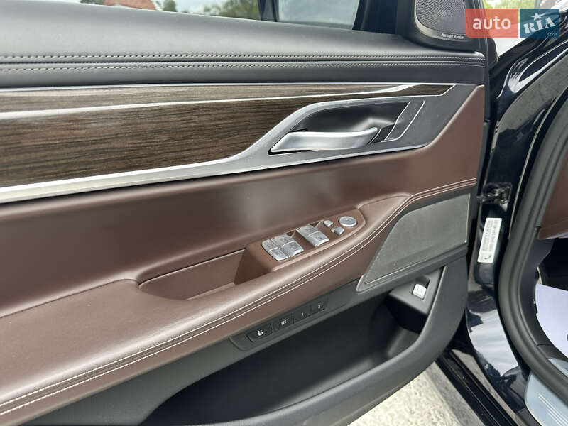 Седан BMW 7 Series 2021 в Киеве
