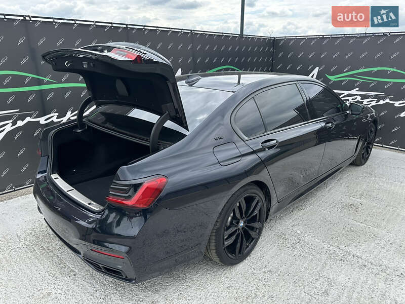 Седан BMW 7 Series 2021 в Киеве