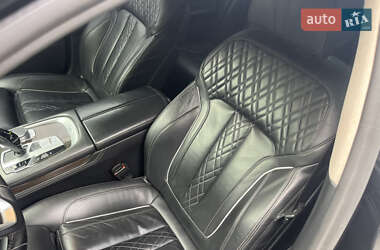 Седан BMW 7 Series 2016 в 
