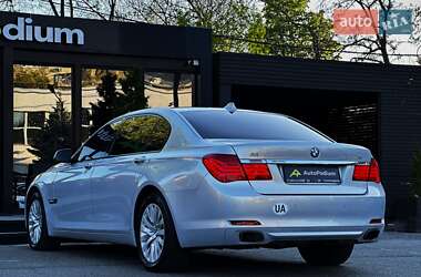 Седан BMW 7 Series 2010 в 