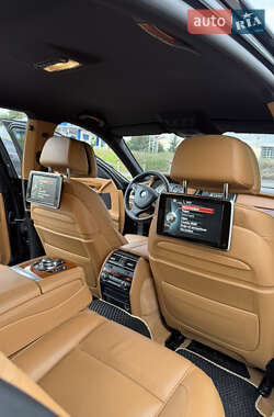 Седан BMW 7 Series 2012 в 
