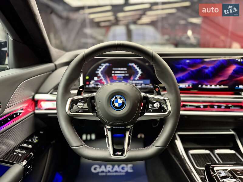 Седан BMW 7 Series 2024 в Києві