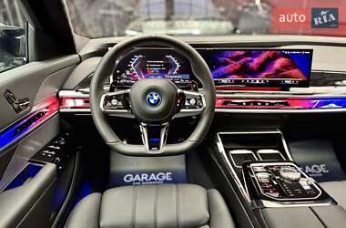 Седан BMW 7 Series 2024 в 