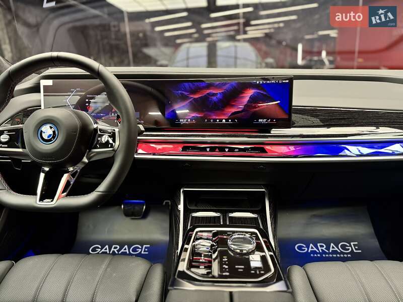 Седан BMW 7 Series 2024 в Києві