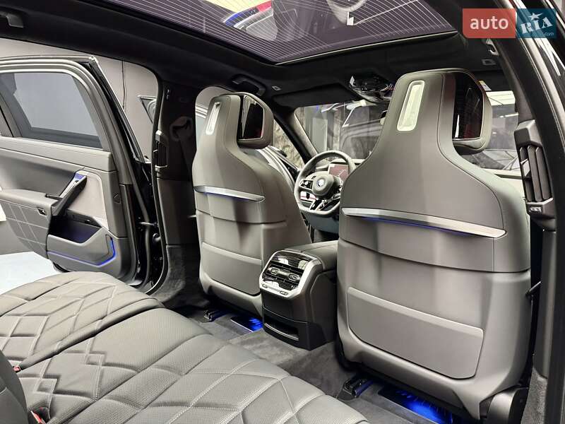 Седан BMW 7 Series 2024 в Києві