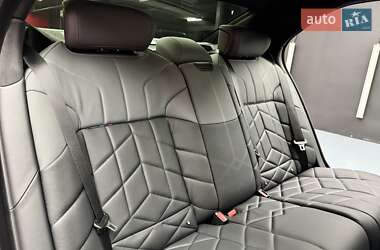 Седан BMW 7 Series 2024 в 