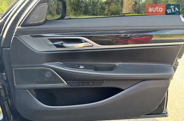 Седан BMW 7 Series 2018 в 