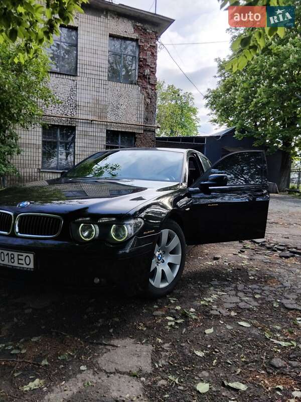 BMW 7 Series 2003
