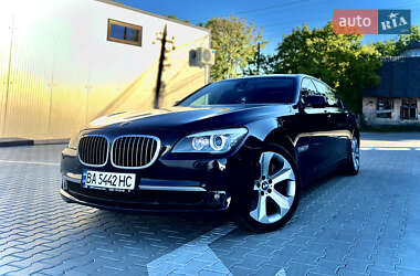 Седан BMW 7 Series 2010 в 
