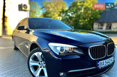 Седан BMW 7 Series 2010 в 