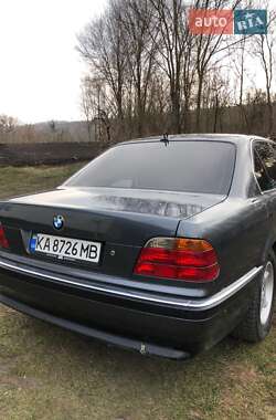 Седан BMW 7 Series 2000 в 