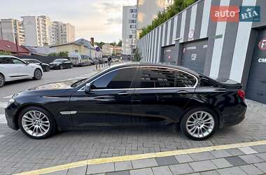 Седан BMW 7 Series 2011 в 