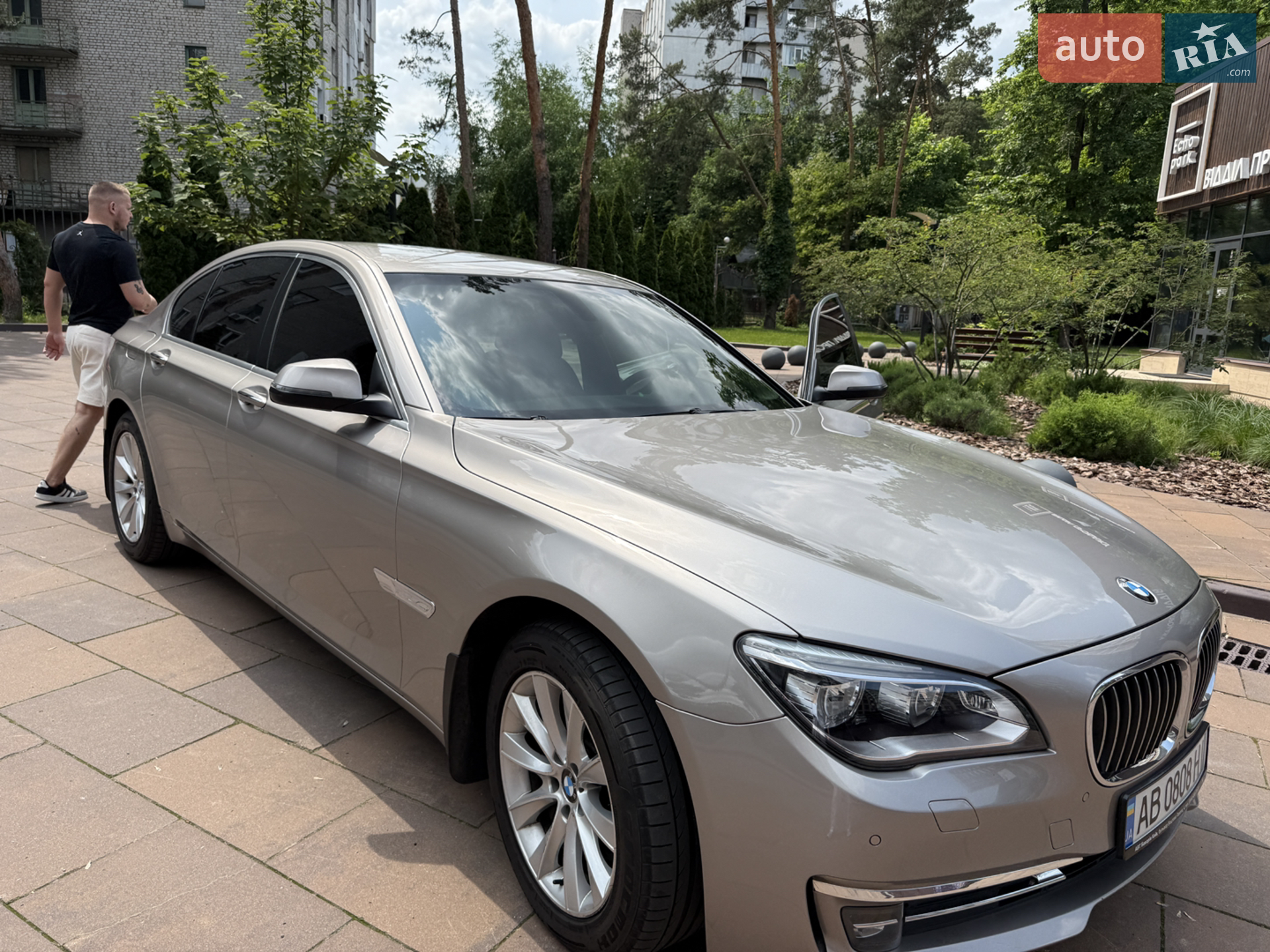 2014 BMW 7er - мініатюра 14