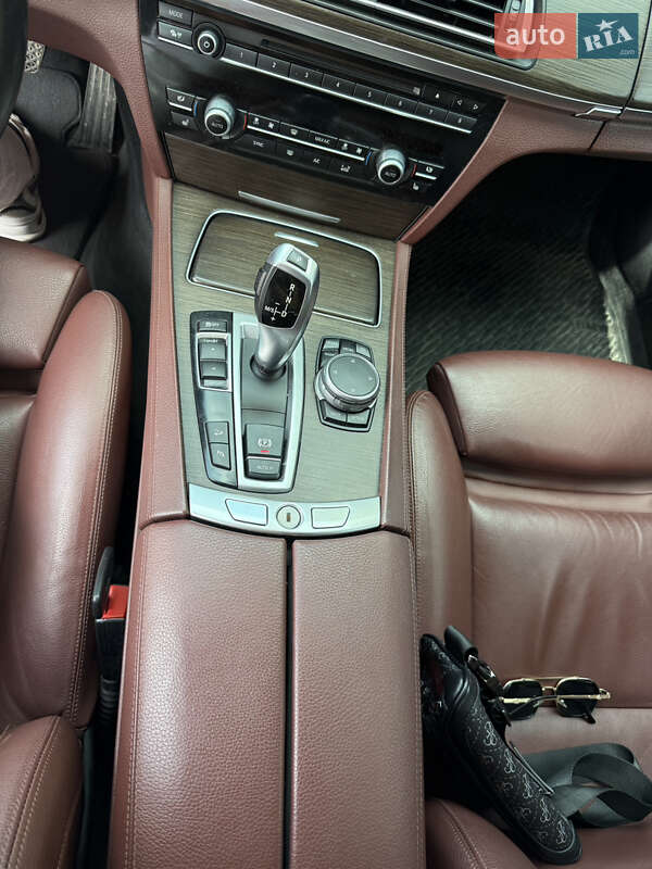 Седан BMW 7 Series 2014 в Києві