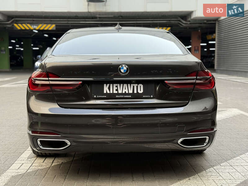 Седан BMW 7 Series 2016 в Києві