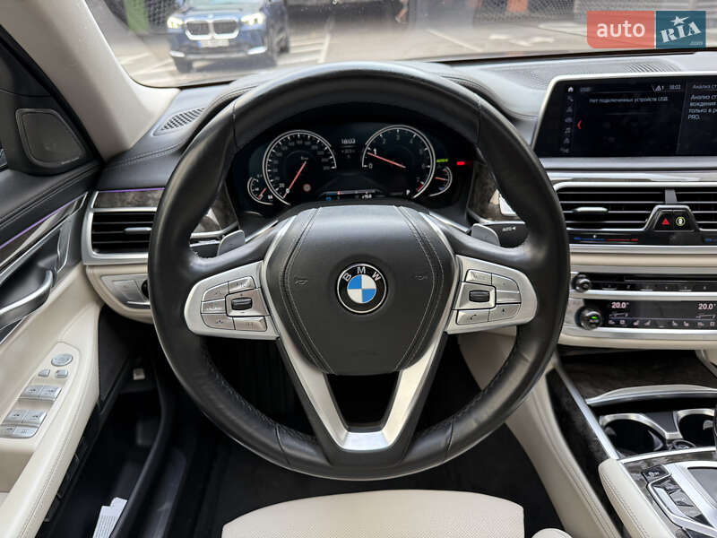 Седан BMW 7 Series 2016 в Києві