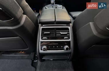 Седан BMW 7 Series 2019 в 