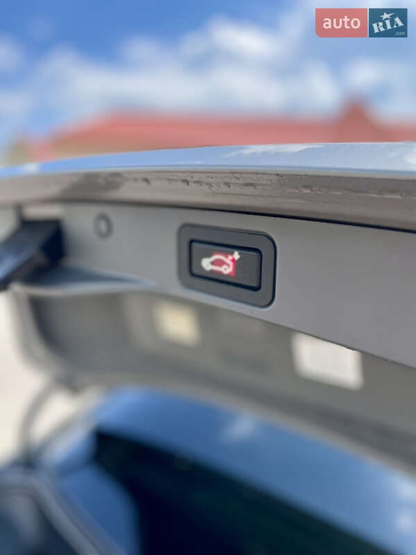 Седан BMW 7 Series 2006 в Долині