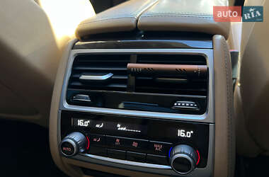 Седан BMW 7 Series 2020 в 