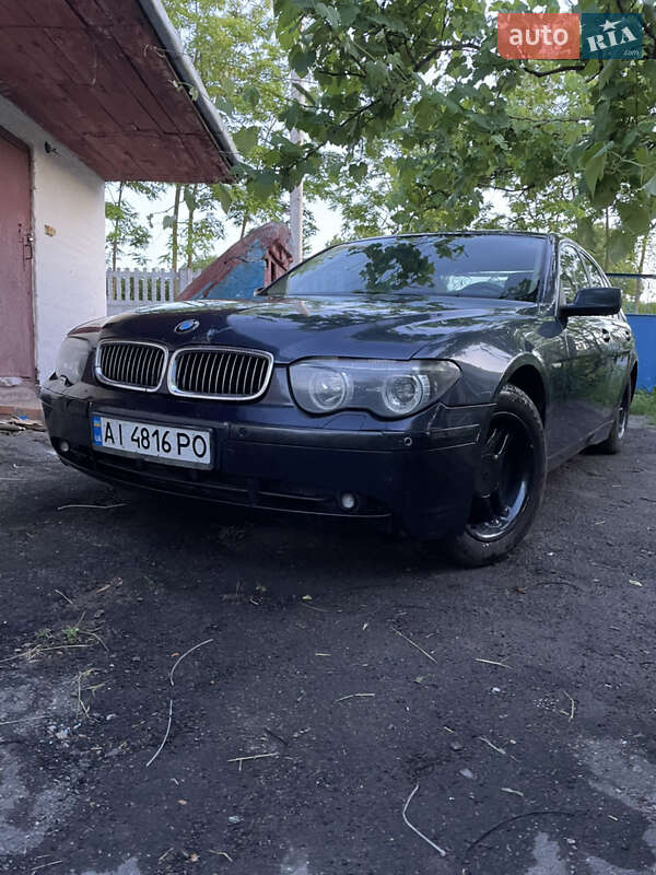Седан BMW 7 Series 2002 в 