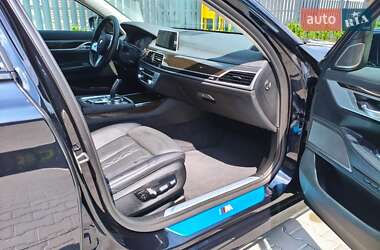 Седан BMW 7 Series 2022 в 