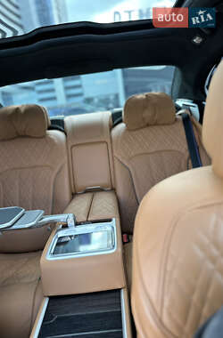Седан BMW 7 Series 2022 в 