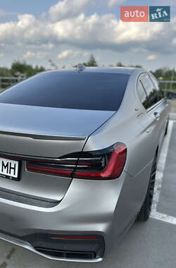 Седан BMW 7 Series 2022 в 
