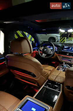 Седан BMW 7 Series 2022 в 