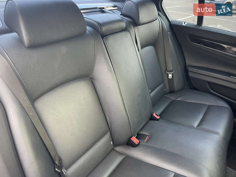 Седан BMW 7 Series 2013 в Києві