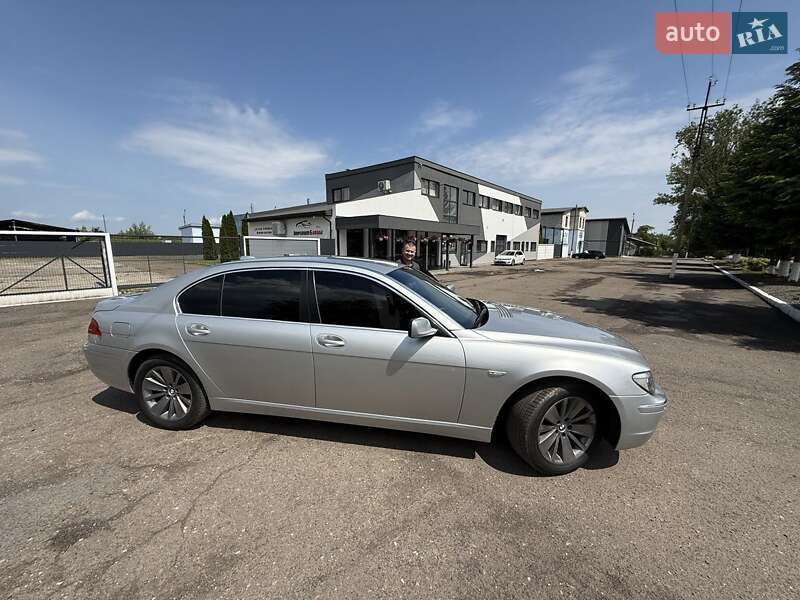 Седан BMW 7 Series 2007 в Самборі