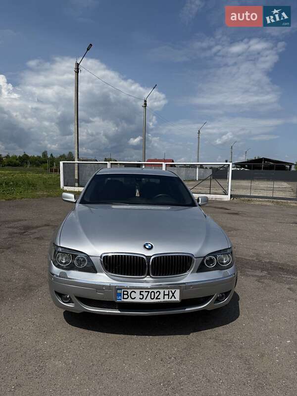 Седан BMW 7 Series 2007 в Самборі