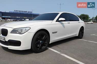 Седан BMW 7 Series 2013 в 