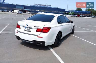 Седан BMW 7 Series 2013 в 