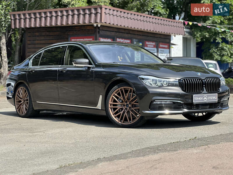 BMW 7 Series 2016