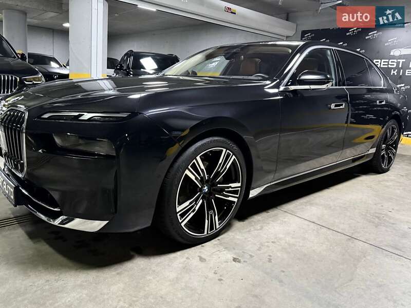 Седан BMW 7 Series 2023 в Киеве