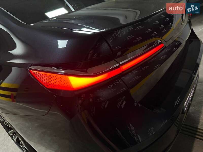 Седан BMW 7 Series 2023 в Киеве
