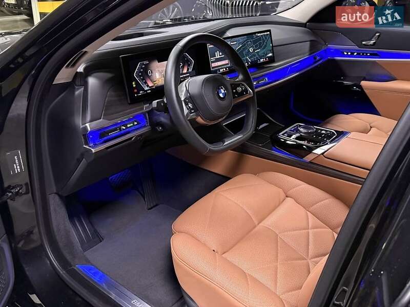 Седан BMW 7 Series 2023 в Киеве