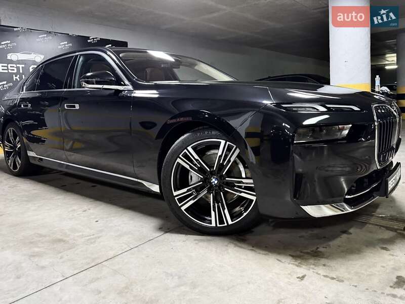Седан BMW 7 Series 2023 в Киеве