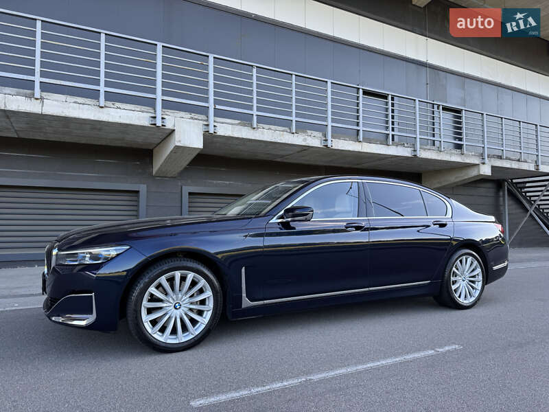 Седан BMW 7 Series 2019 в Киеве