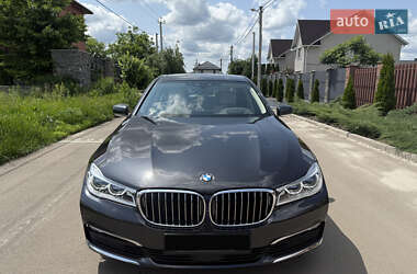 Седан BMW 7 Series 2017 в Киеве