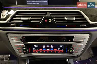 Седан BMW 7 Series 2019 в 