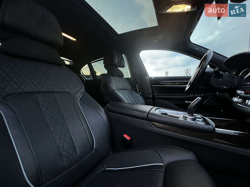 Седан BMW 7 Series 2016 в Києві