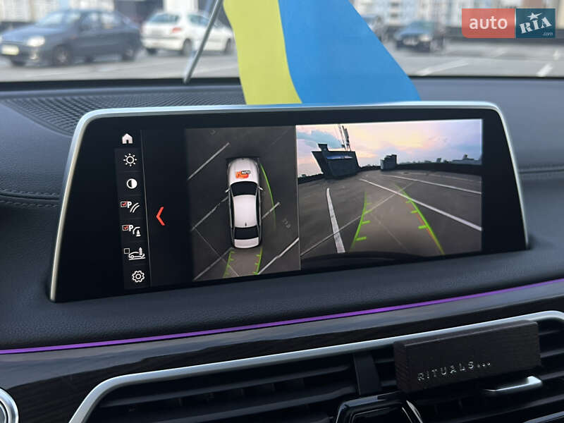 Седан BMW 7 Series 2016 в Києві