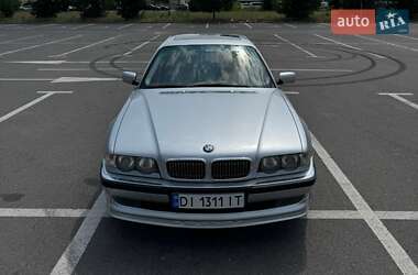 Седан BMW 7 Series 1998 в Рені