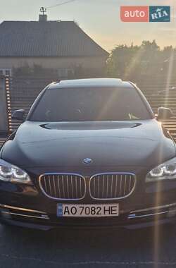 Седан BMW 7 Series 2013 в 